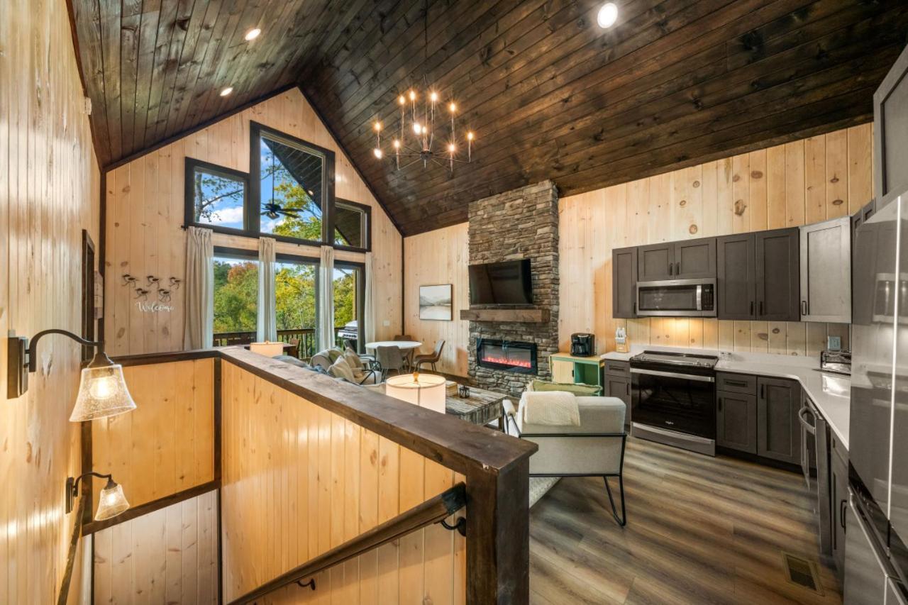 Cozy Cove Retreat W Lake View Hot Tub Firepit Dandridge Exterior foto